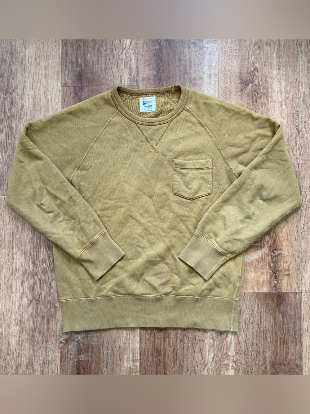 Champion x Todd Snyder Mens M Garment Dyed Raglan Pocket Crewneck Sweatshirt